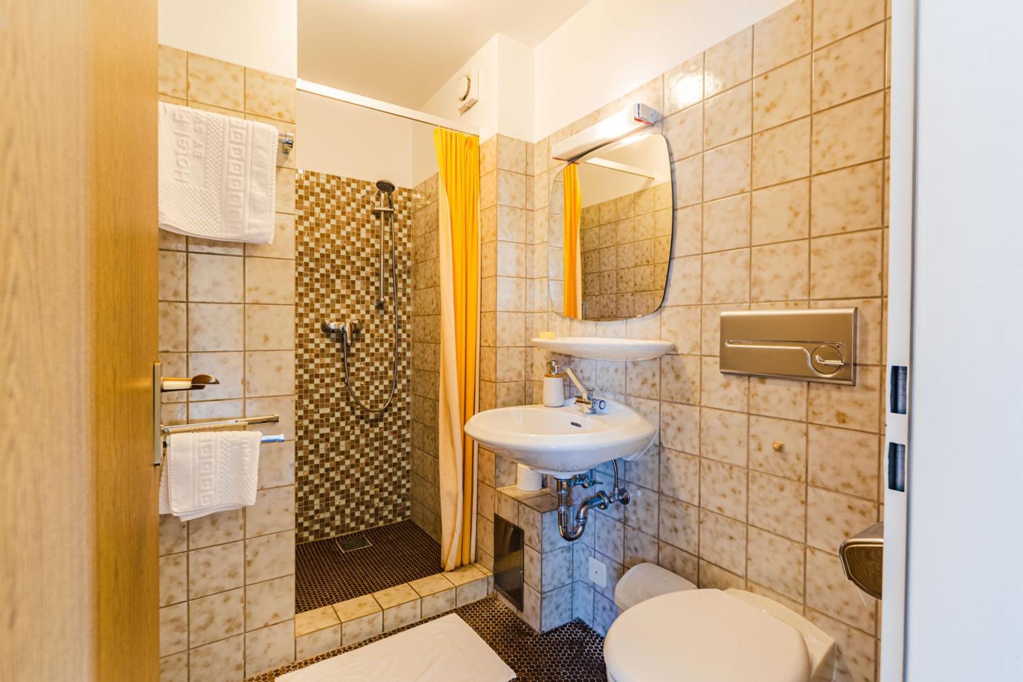Hotel Franken Forchheim  Esterno foto